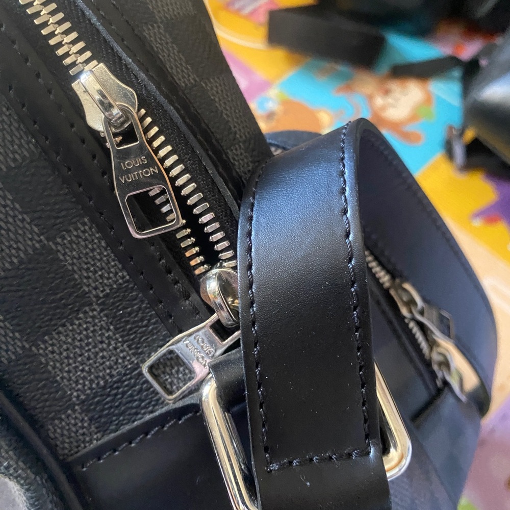 louis vuitton men crossboby messenger bag - Picture 4 of 6